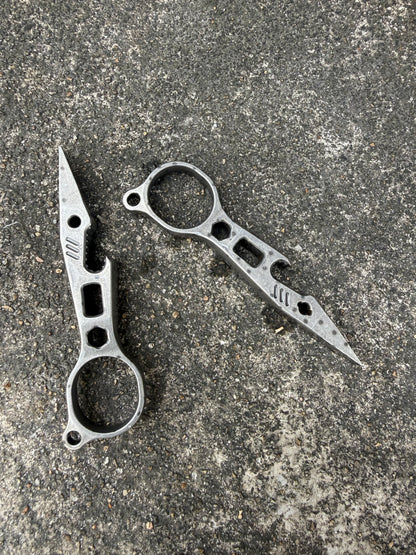 J.E. Made Great White Shark Gen IV | PD613 EDC Pry Bar